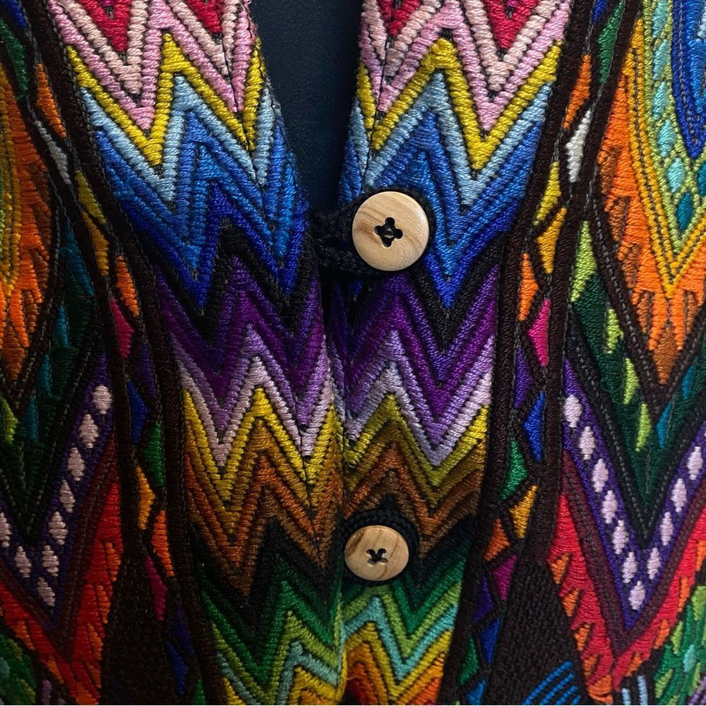 Vintage Colorful Woven Southwestern Two Button Vest Sz M - Picture 7 of 12